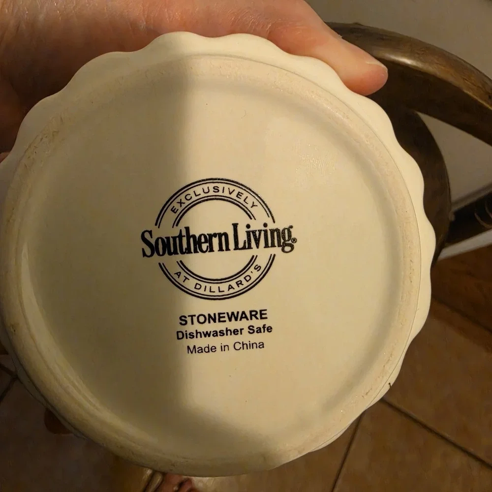 Southern Living Stackable Nesting Ceramic Measuring Cups Cream Color Ceramic